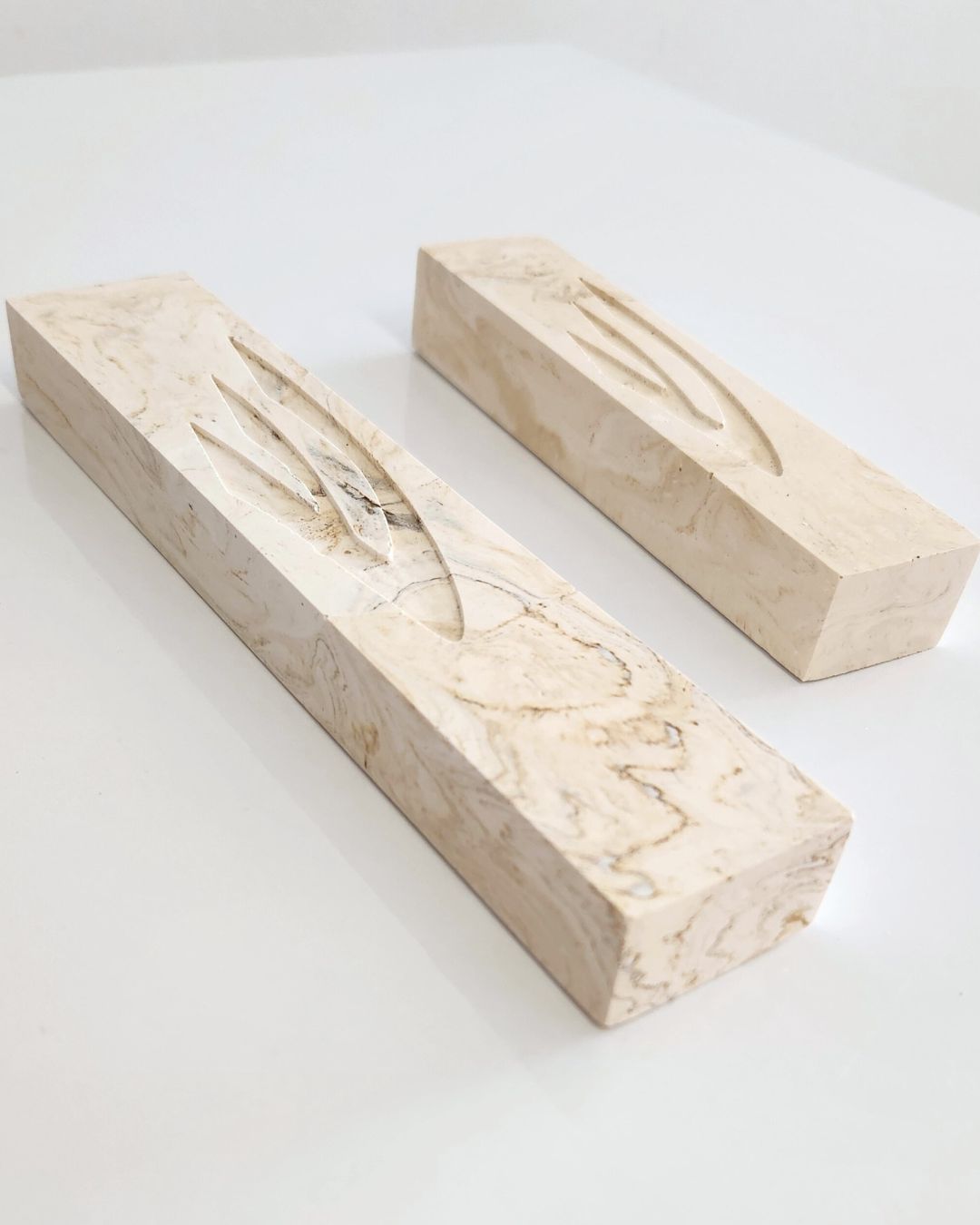 1 בית מזוזה מבטון בעבות-יד