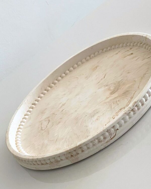 מגש בטון בעבודת-יד