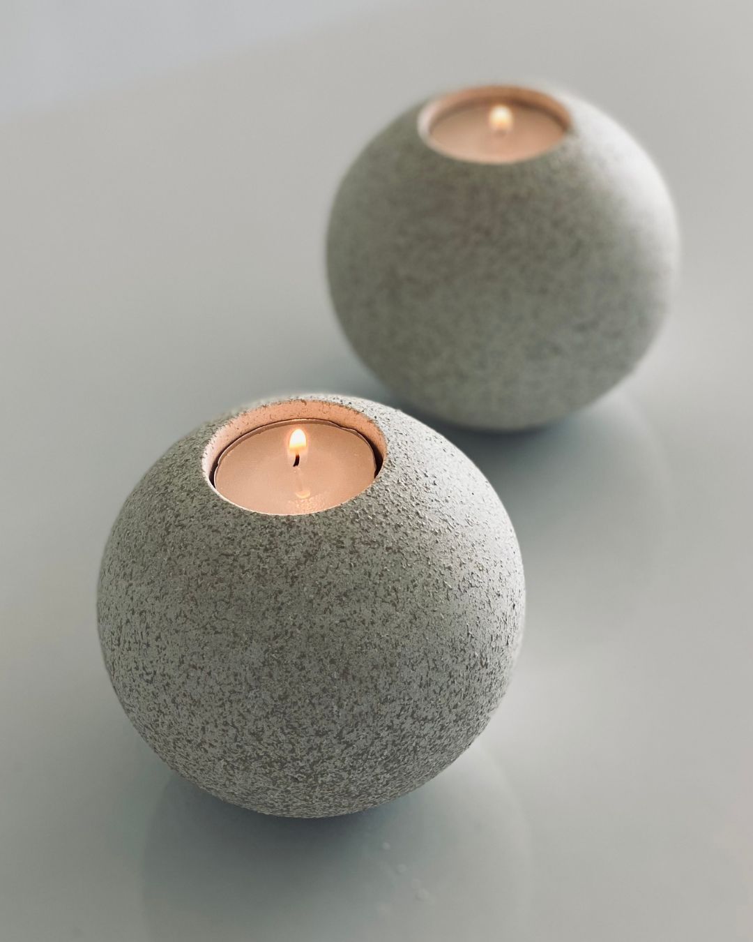 עיצוב ללא שם (19) פמוט מבטון אבן בצורת כדול בעבודת-יד