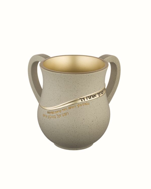 נטלה מהודרת